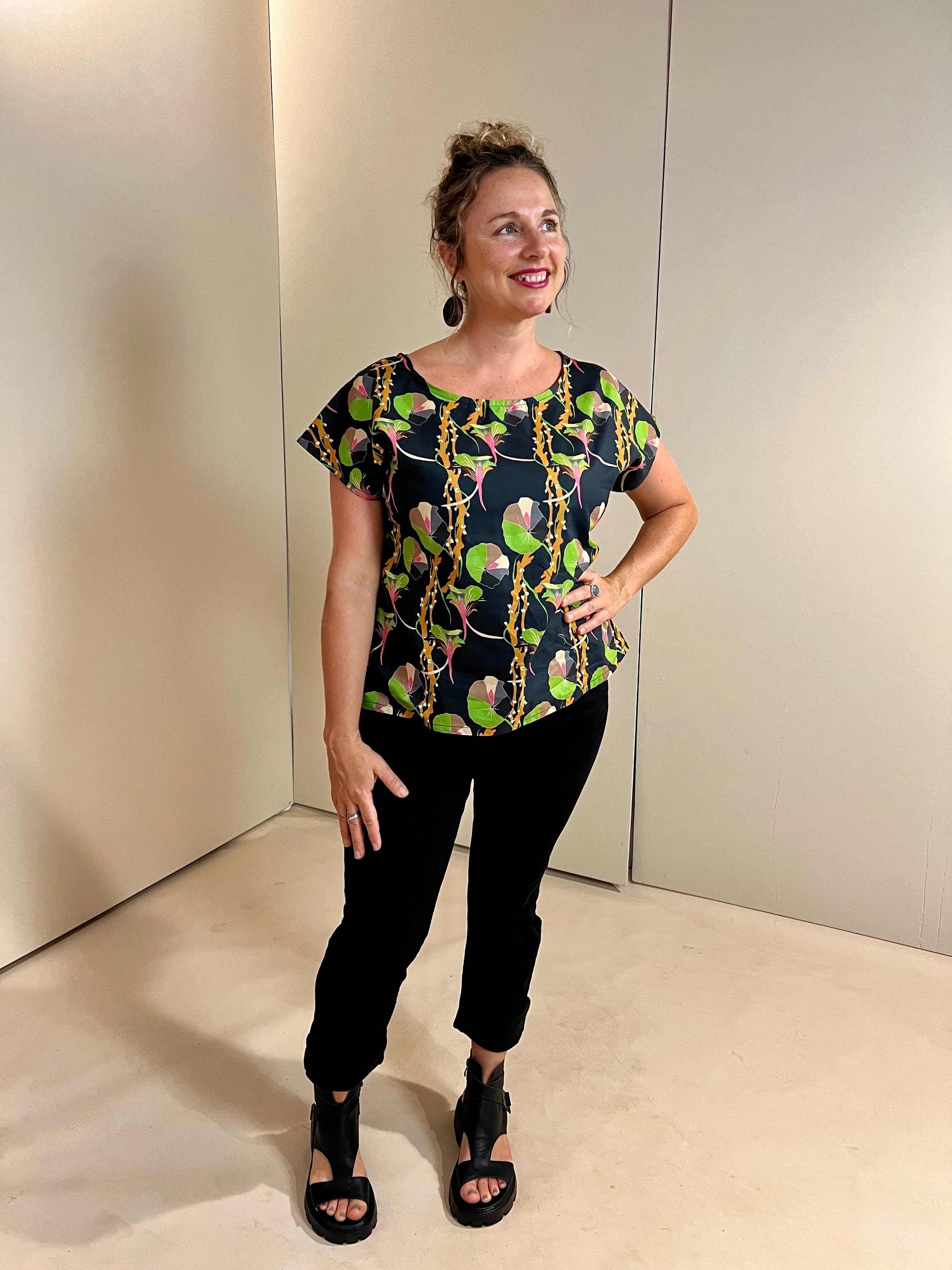 Breeze Top - Nasturtium Black