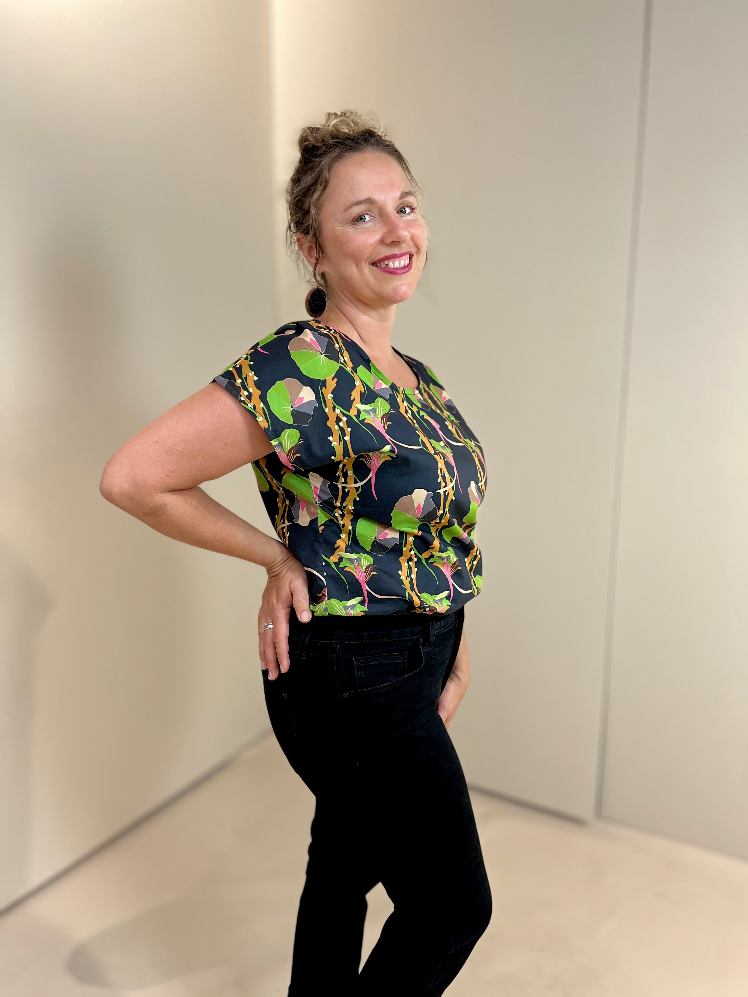 Breeze Top - Nasturtium Black