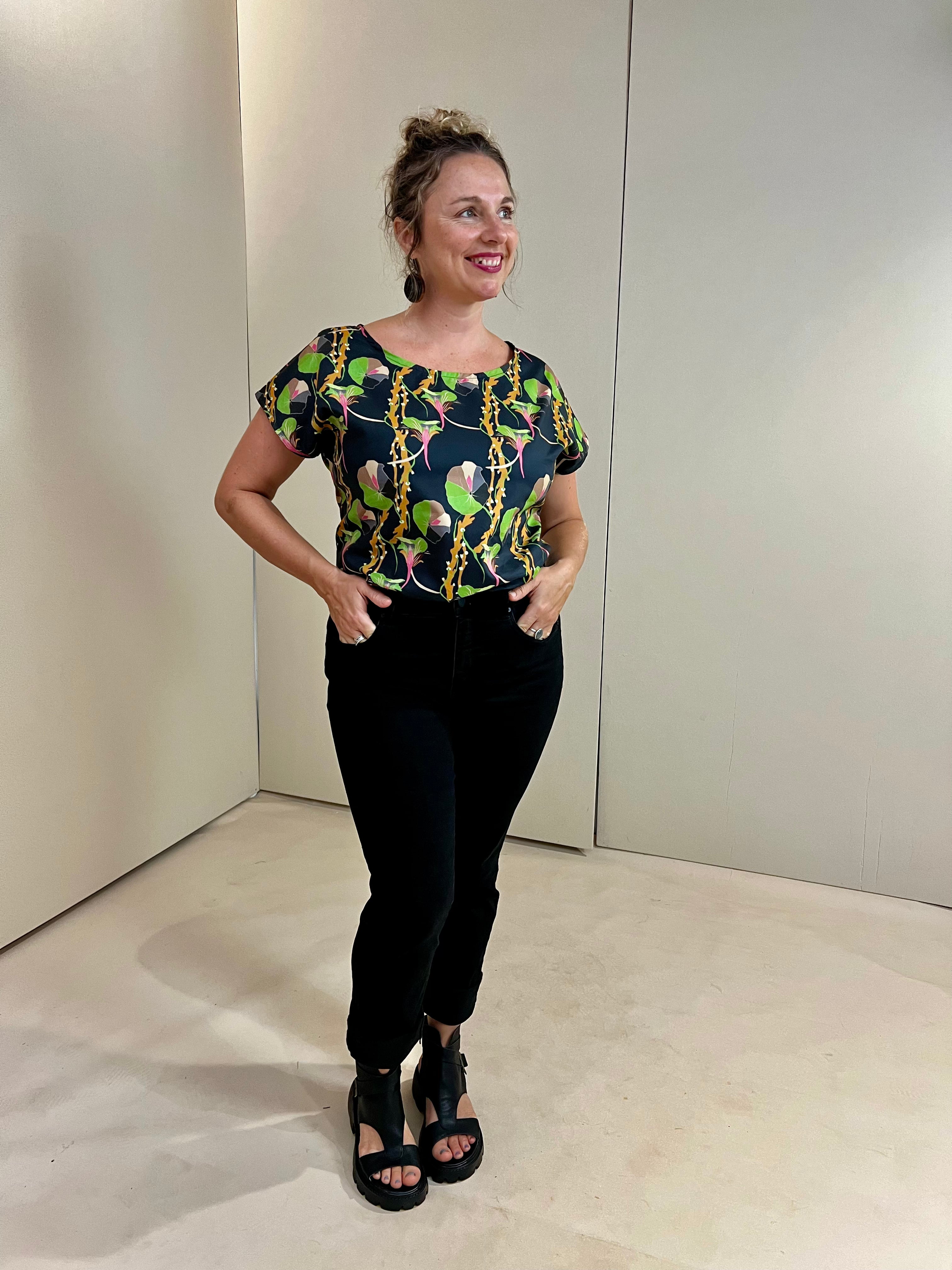 Breeze Top - Nasturtium Black