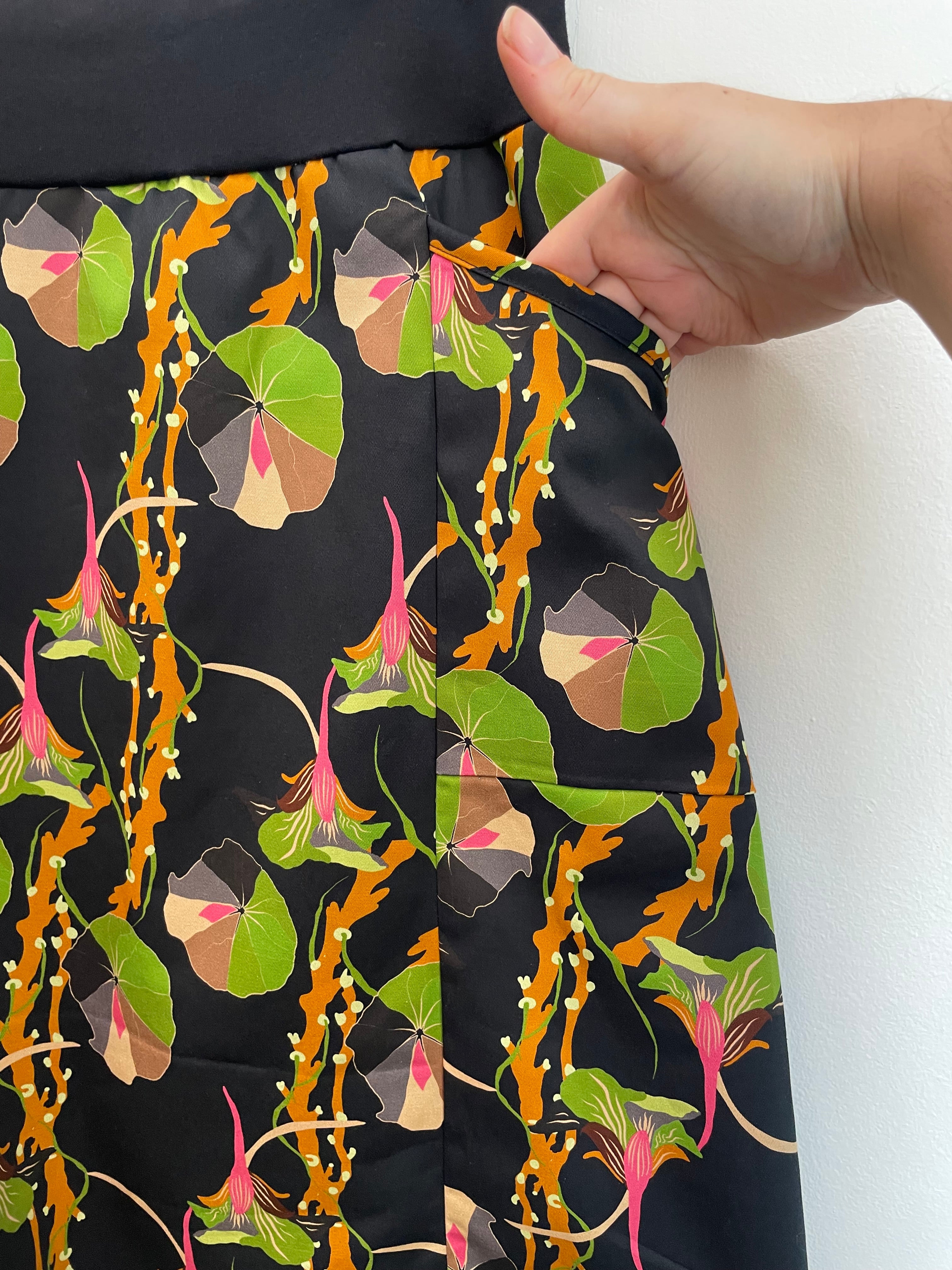 Gahnia Skirt - Nasturtium Black (22)