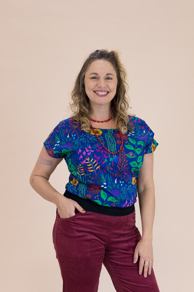 Boxy Cotton Breeze Top – Painterly Garden Blue Print
