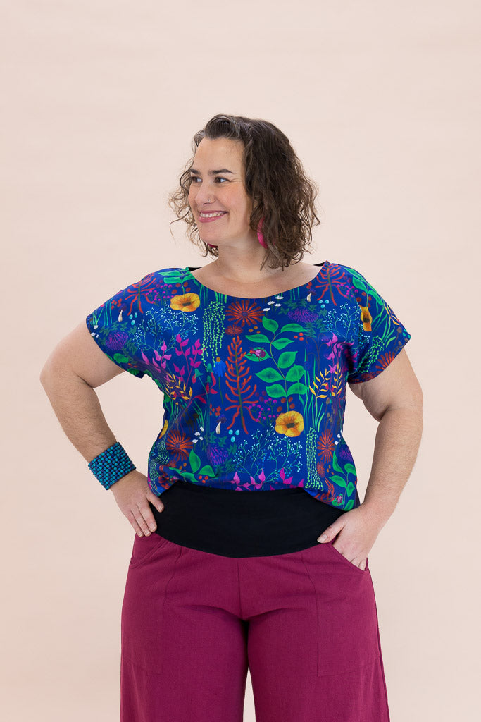 Boxy Cotton Breeze Top – Painterly Garden Blue Print