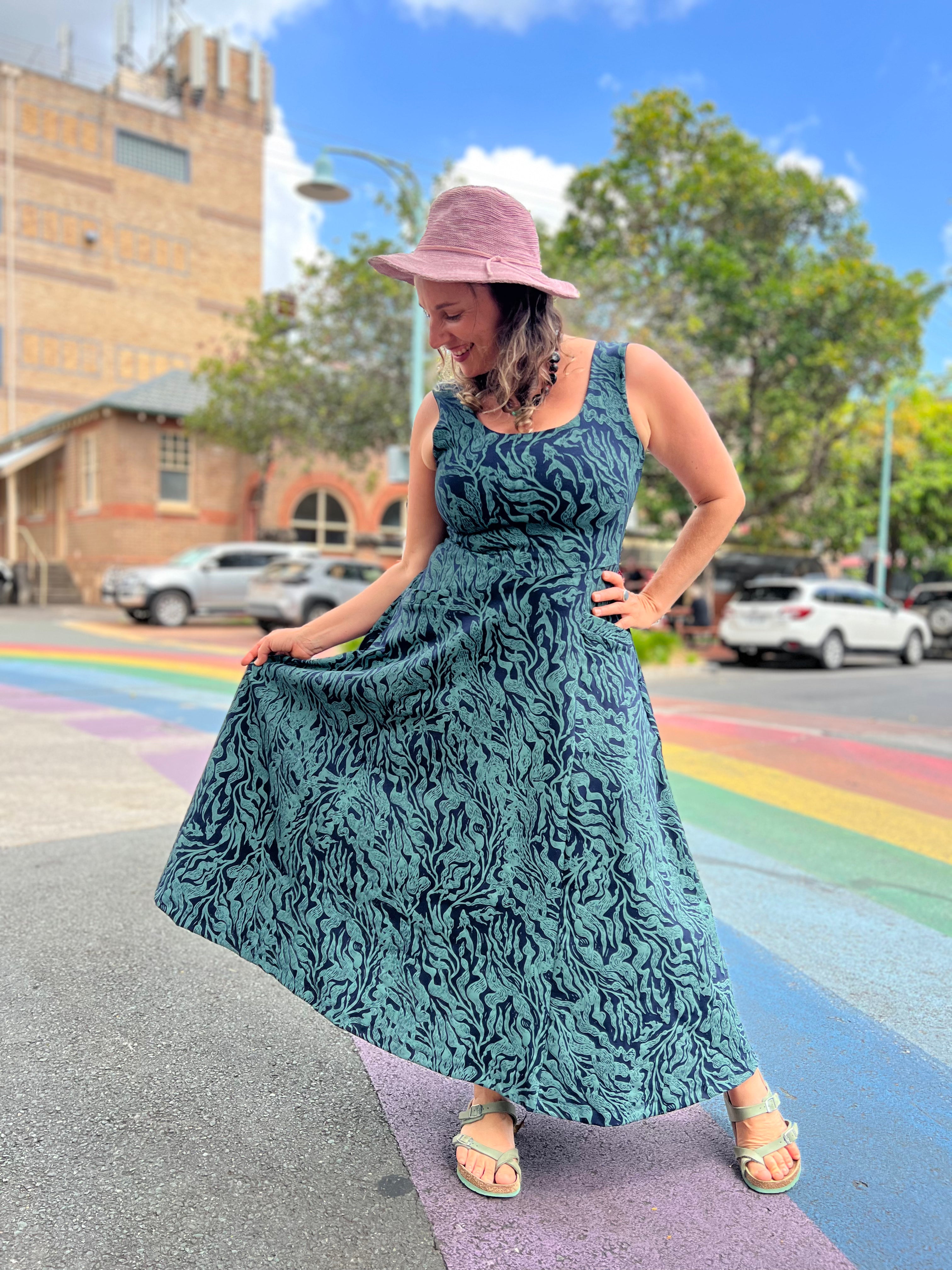 Flow Dress Stretch Cotton - Kelp Garden