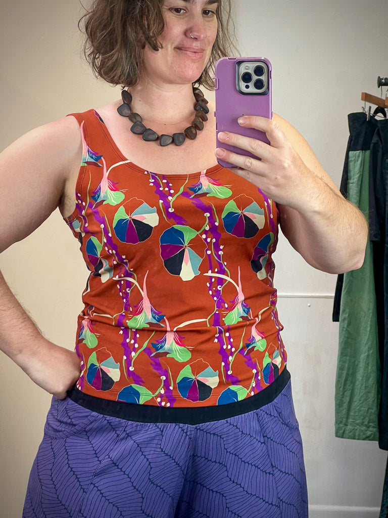 Organic Stretch Tank - Nasturtium Rust