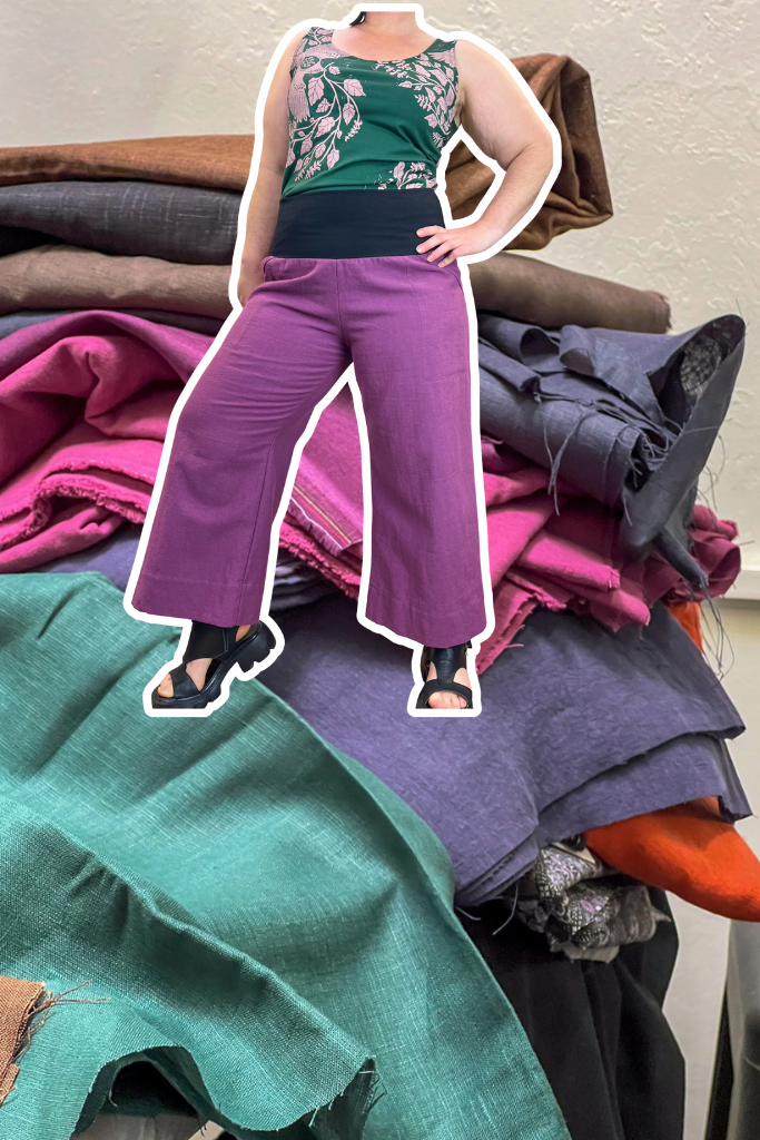 Mixed Fabrics - Cropped Verge Pants