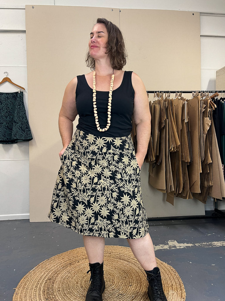Swing Skirt – Straw Flannel Flower